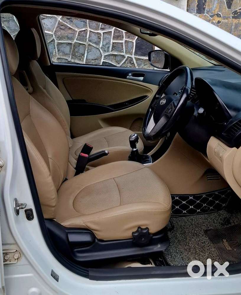 Hyundai Verna Vtvt 1.6 Sx, 2015, Petrol