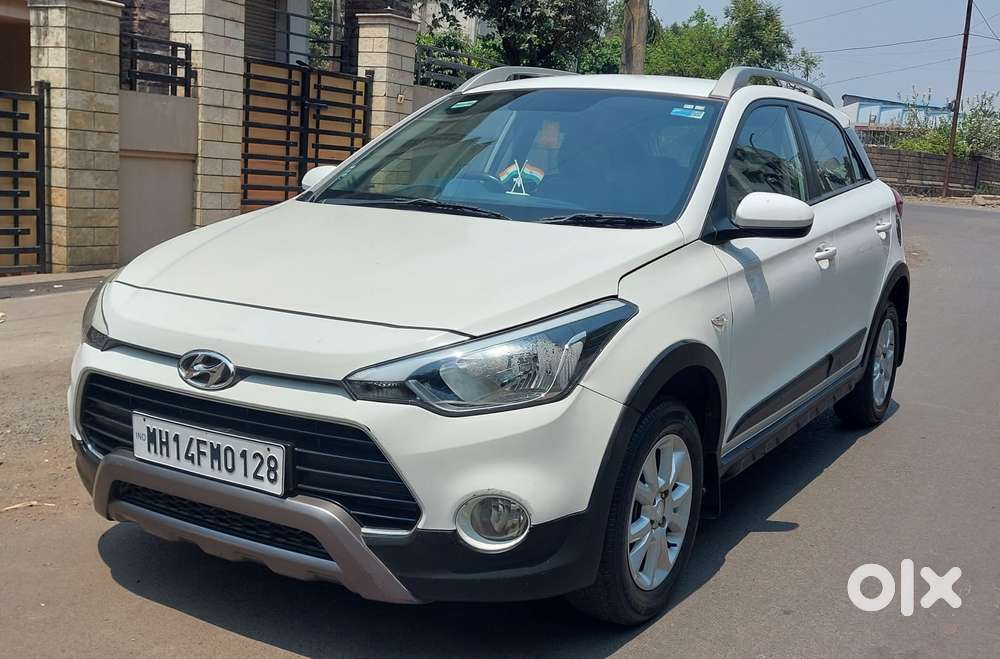 Hyundai I20 Active Sx Petrol, 2016, Cng & Hybrids