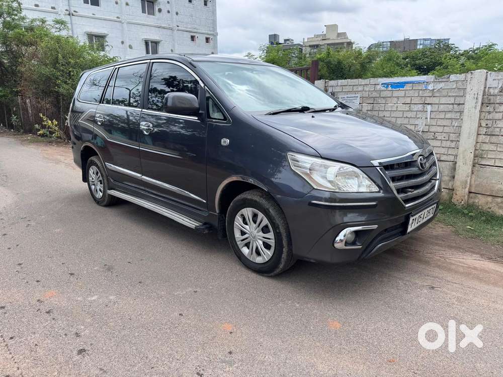 Toyota Innova 2.5 Gx 8 Seater Limited Edition, 2016, Diesel