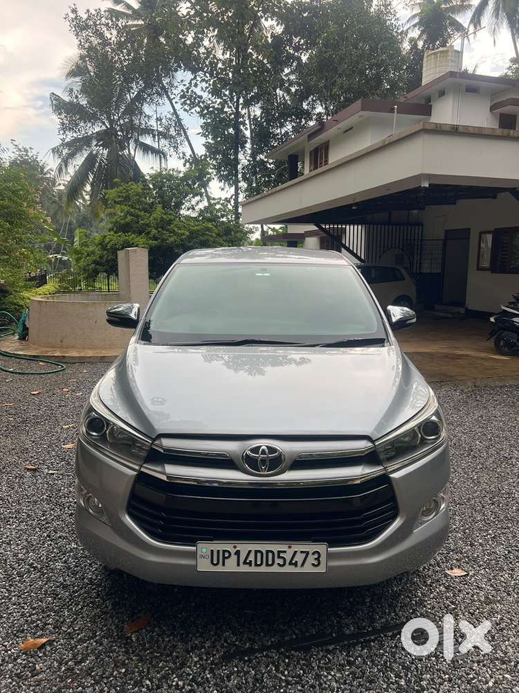 Toyota Innova Crysta 2017