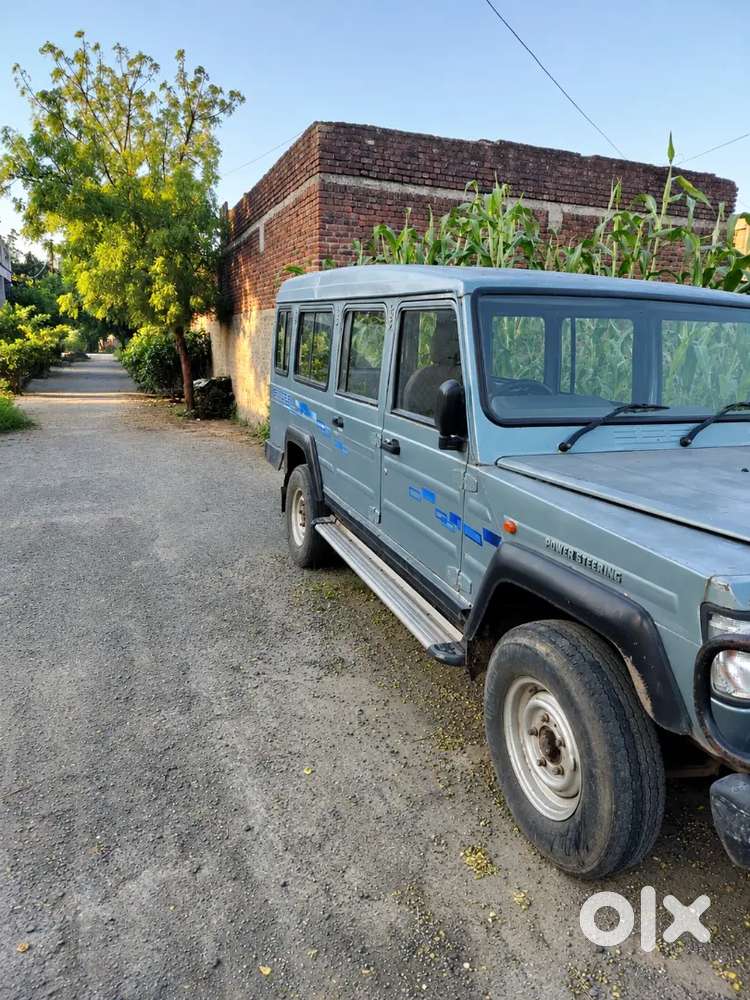 Force Motors Trax Cruiser 2011