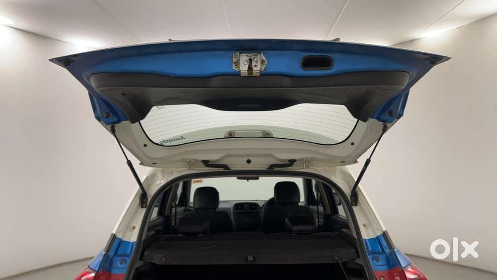 Maruti Suzuki Vitara Brezza Zdi+ Dual Tone Mt, 2017, Diesel