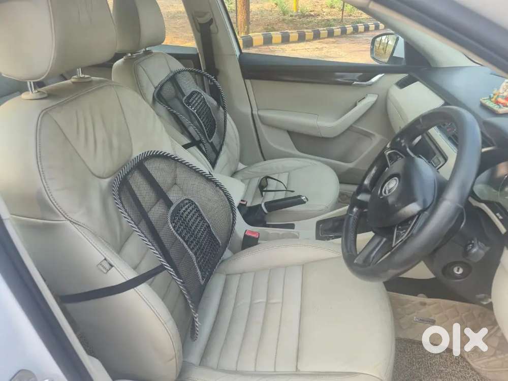 Skoda Octavia 2015 Diesel 122000 Km Driven