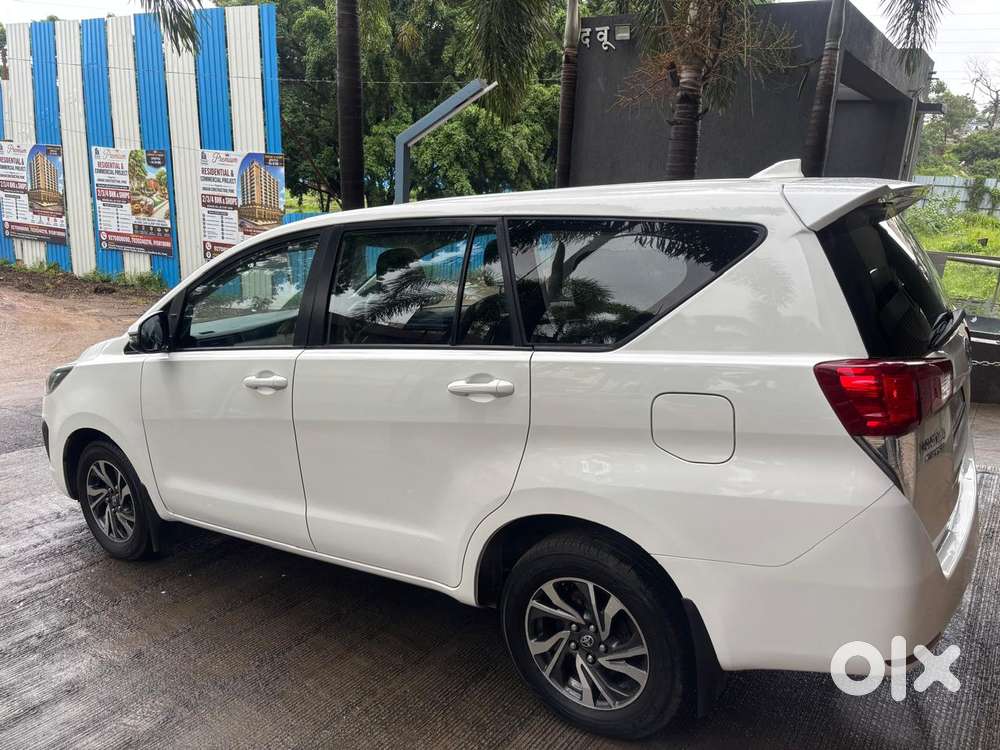 Toyota Innova Crysta [ ] 2.4 Gx At 7 Str, 2021, Diesel