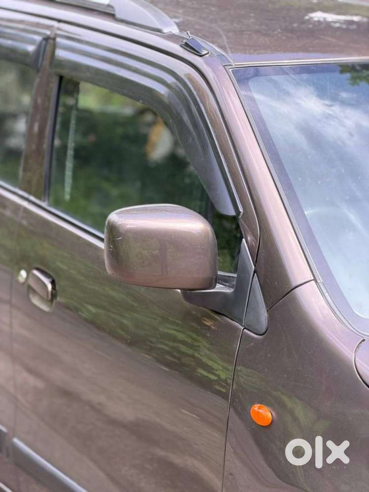 Maruti Suzuki Wagon R Vxi Amt1.2, 2016, Cng & Hybrids