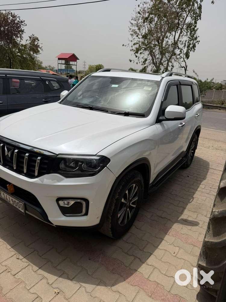 Mahindra Diesel Car 2022