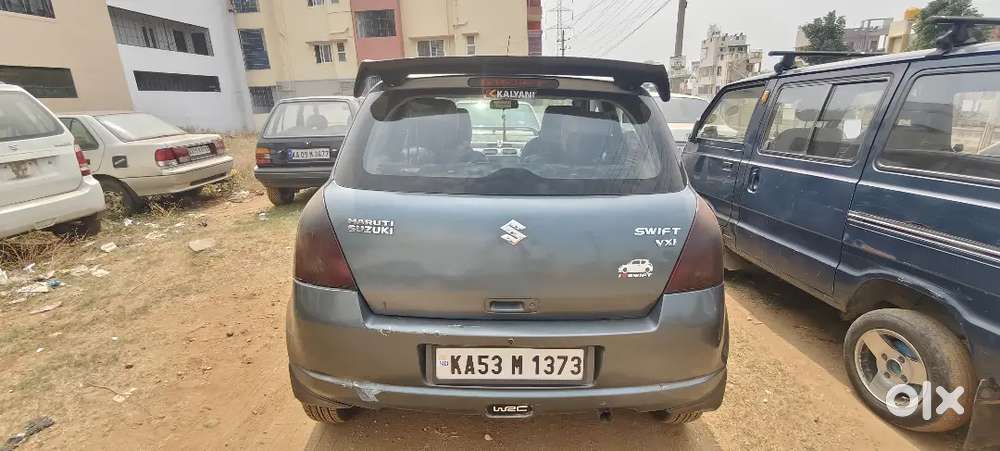 Maruti Suzuki Swift 2006 Petrol 100000 Km Driven
