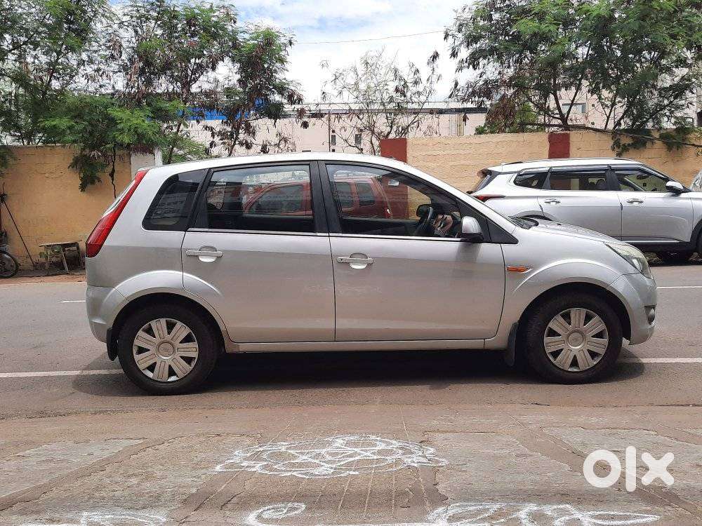 Ford Figo Petrol Titanium, 2010, Petrol