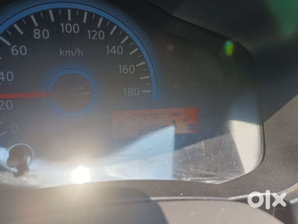 Datsun Redigo T Option, 2016, Petrol