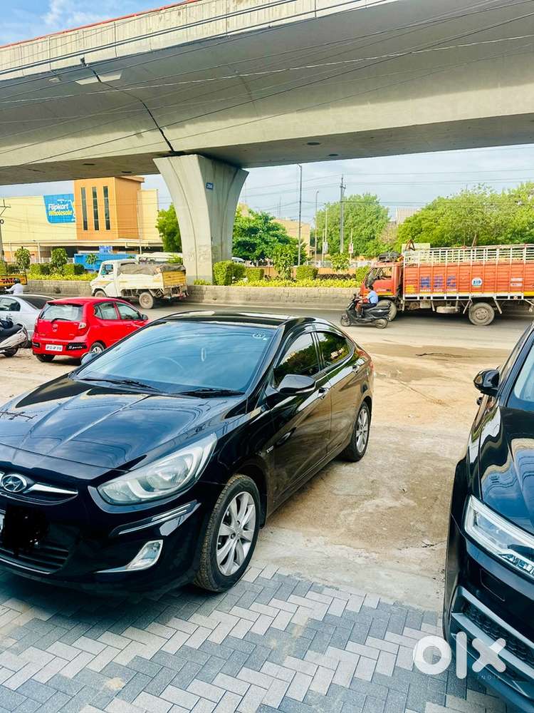 Hyundai Fluidic Verna 2011