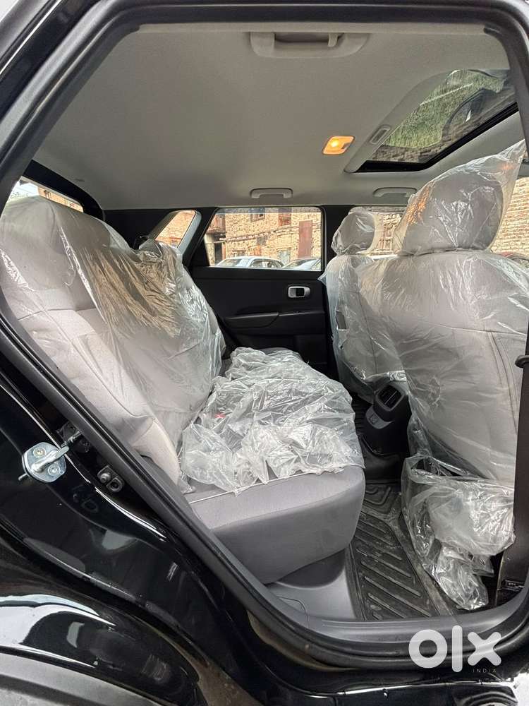 Hyundai Venue, 2025, Petrol