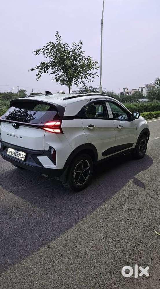 Tata Nexon Smart Plus S 1.2 Revotron Petrol 5 Mt, 2024
