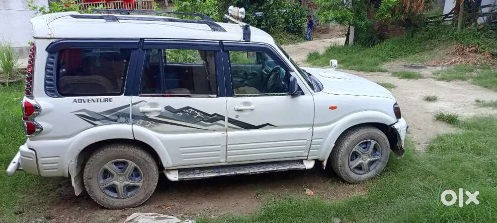 Scorpio Crde Price-165000
