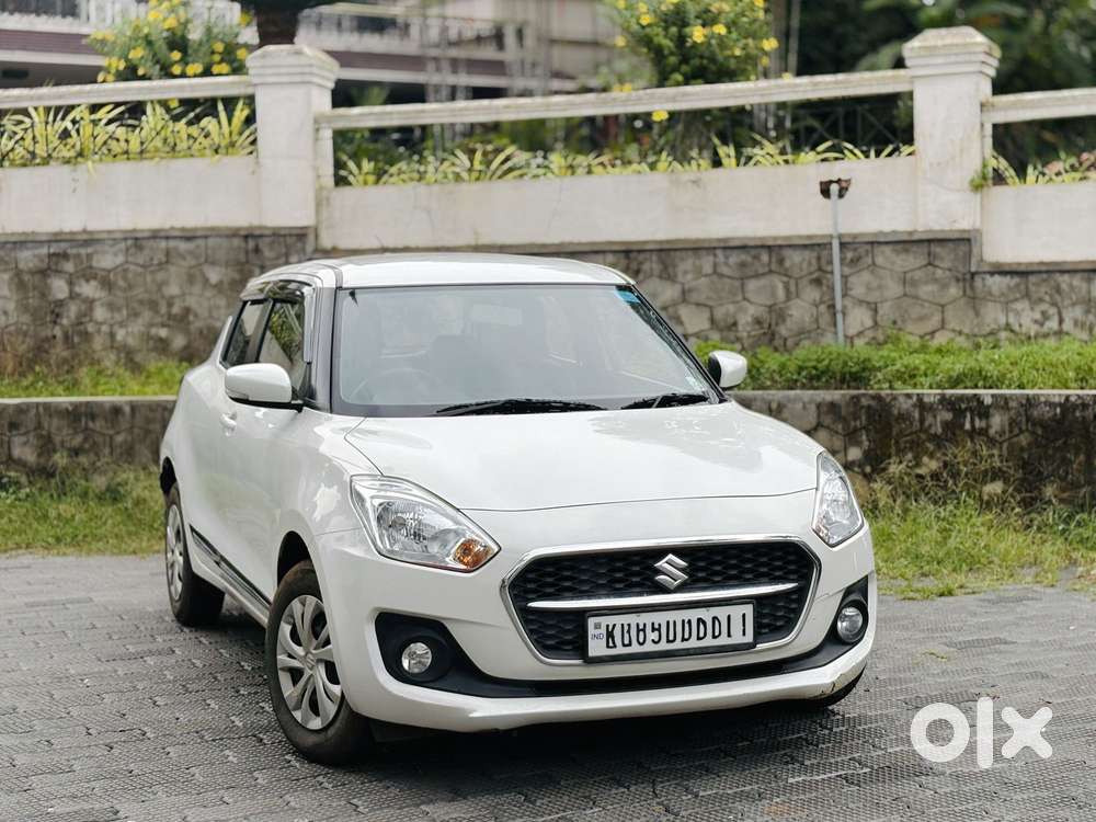 Maruti Suzuki Swift Vxi Optional, 2023, Petrol