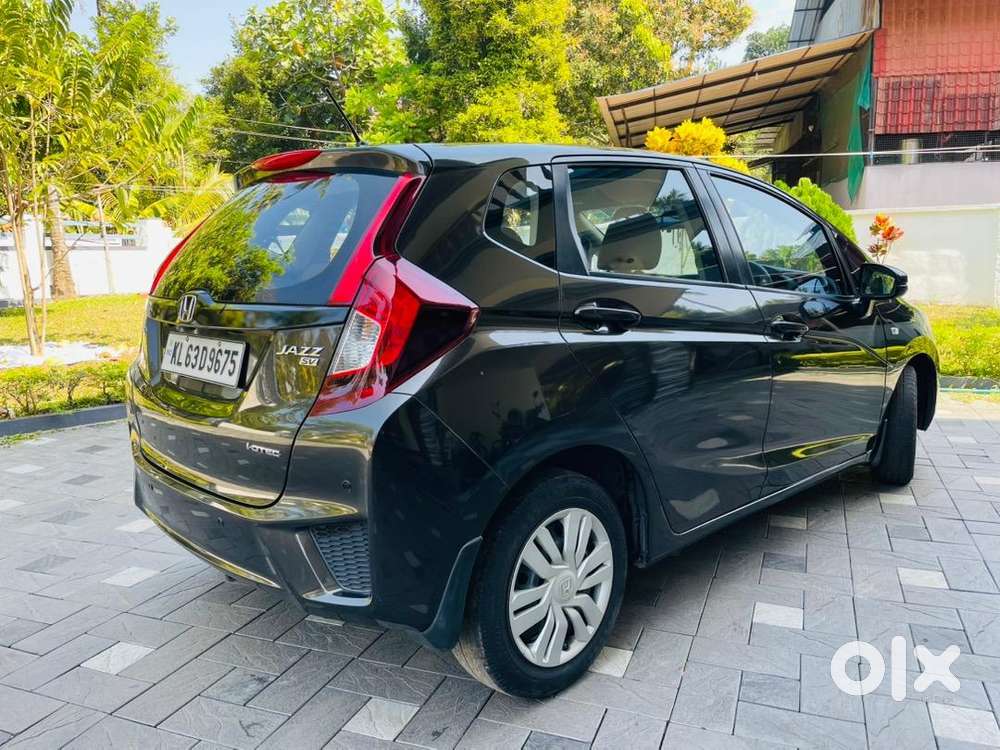 Honda Jazz 2017 Diesel Well Maintained