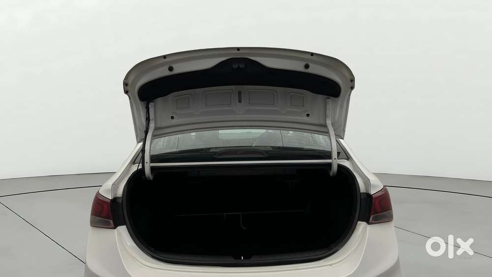 Hyundai Verna 1.6 Sx Plus Vtvt At, 2019, Petrol