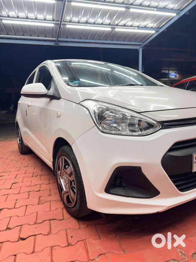 Hyundai Grand I10 2016-2017 Era, 2015, Petrol