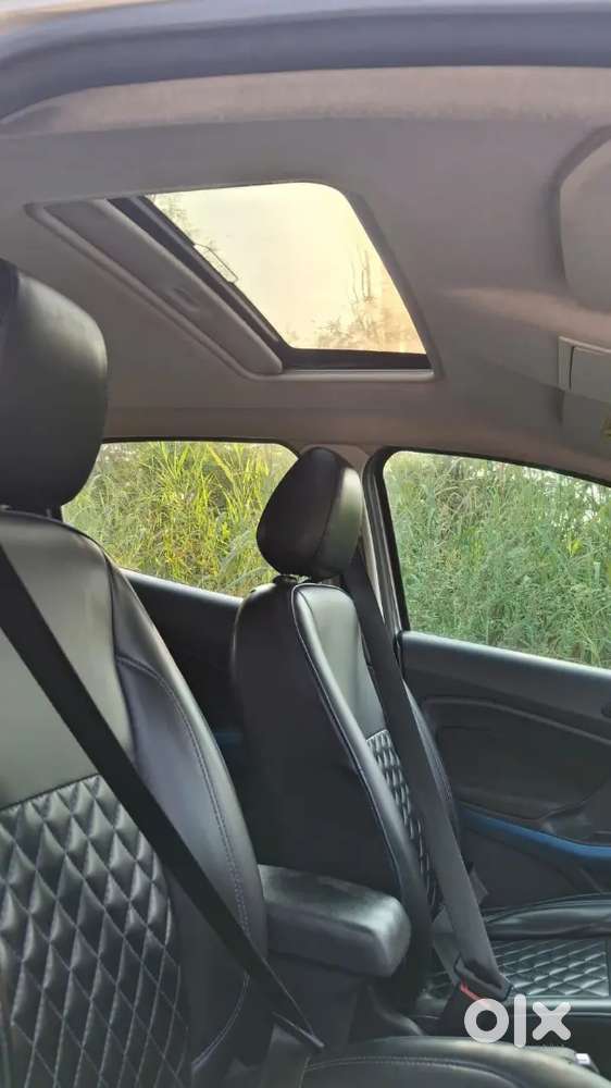 Ford Ecosport Signature 2018 (sunroof) Cng