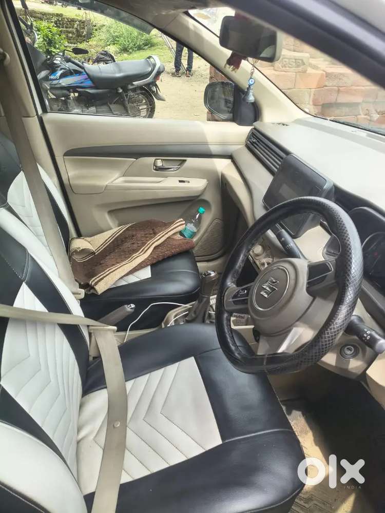 Maruti Suzuki Ertiga 2021 Variant Vxi