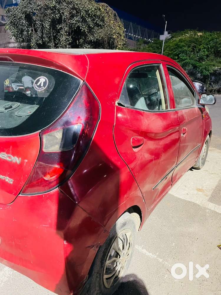 Hyundai Eon 2011 Cng & Hybrids 90000 Km Driven