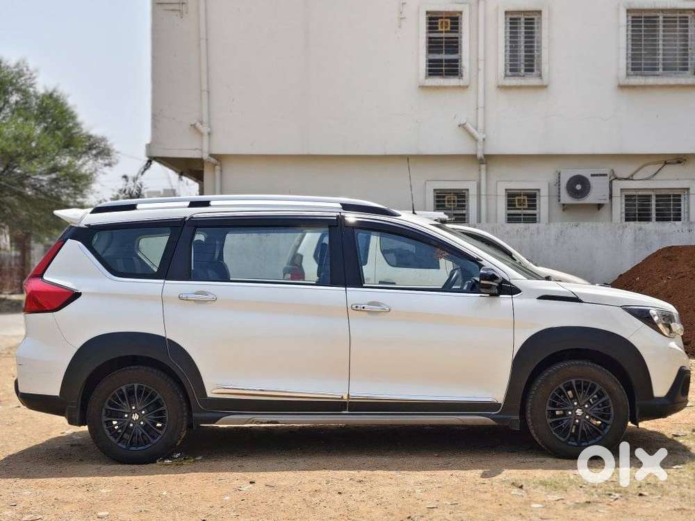 Maruti Suzuki Xl6 1.5 Alpha At, 2021