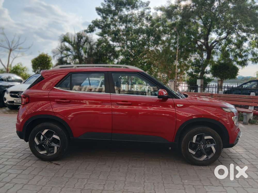 Hyundai Venue 1.2 S Plus, 2021, Petrol