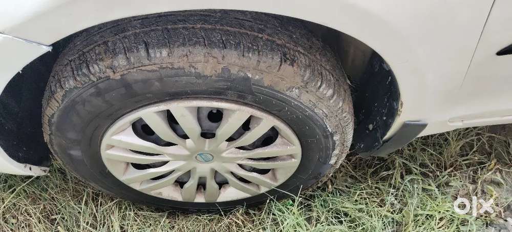 Maruti Suzuki Swift Dzire 2013