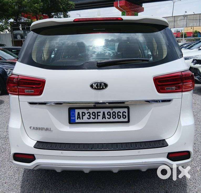 Kia Carnival Prestige, 2020, Diesel