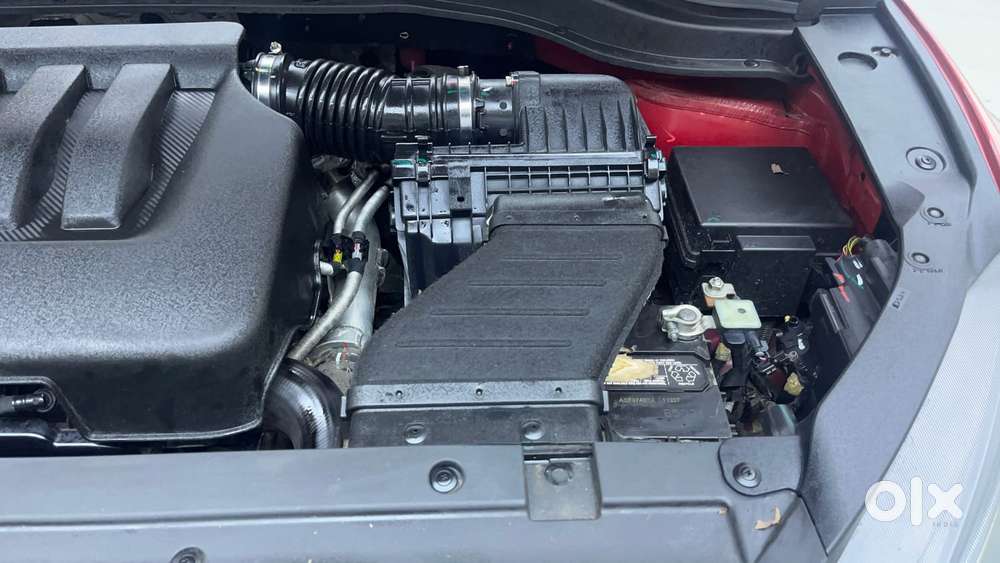 Mahindra Xuv700 2.0 Ax 7 Petrol At Str, 2024, Petrol