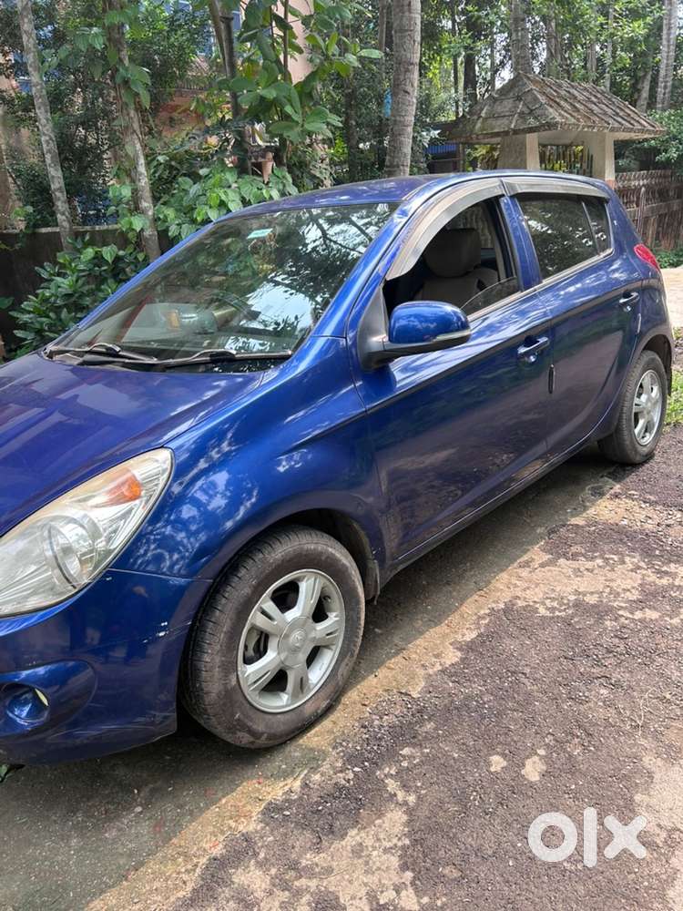 2013 Hyundai I20 Automatic 1.4 Sportz, Tax Cf 2028