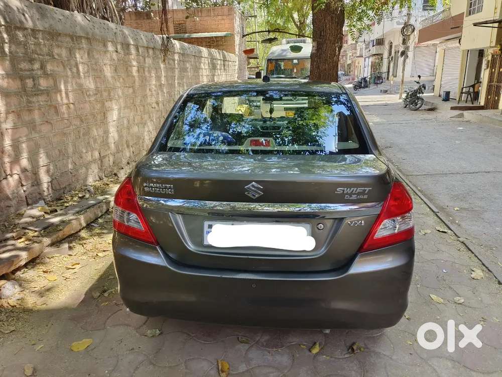 Maruti Suzuki Dzire 2016 Petrol 42000 Km Driven