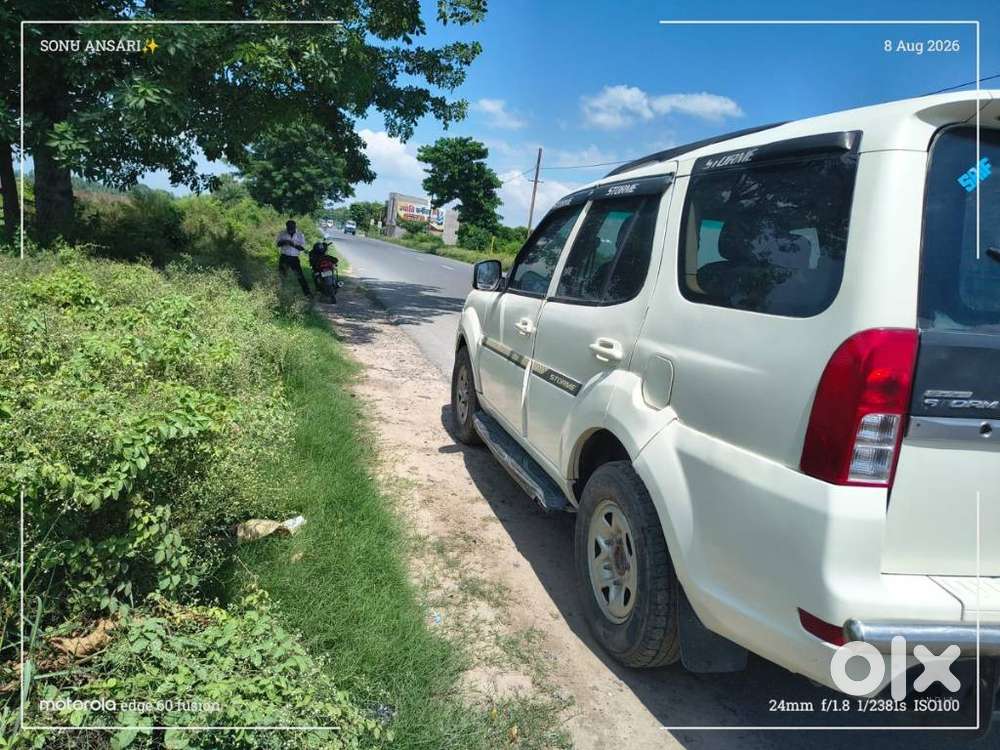 Tata Safari Storme, 2015, Diesel