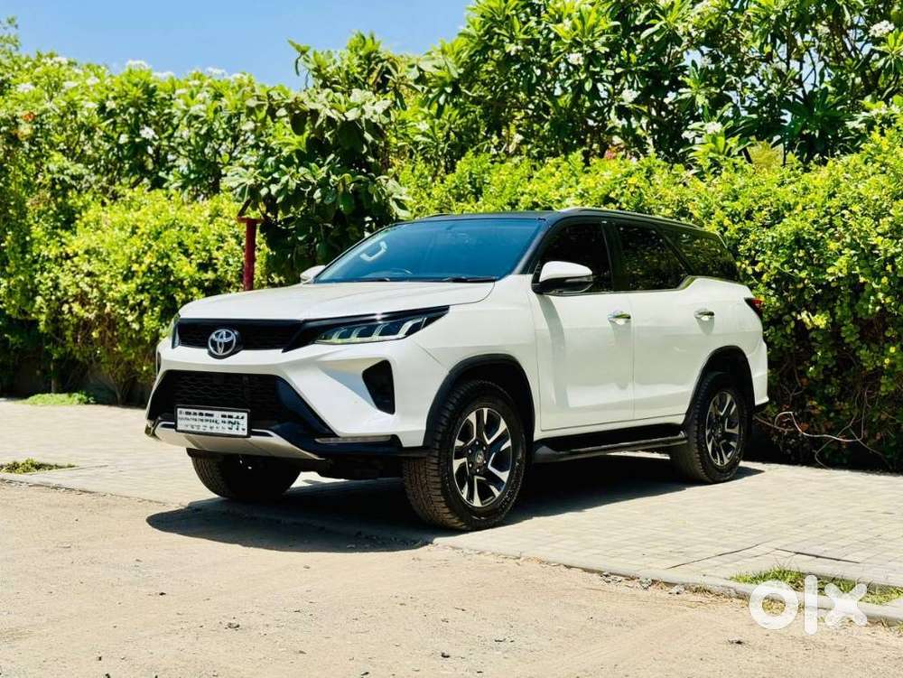 Toyota Fortuner Legender 4x4 At 2.8, 2025, Diesel