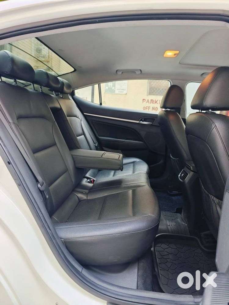 Hyundai Elantra 1.6 Sx Option At, 2018, Petrol