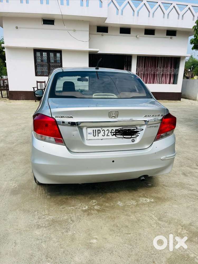 Honda Amaze 2nd Gen 2015 Diesel 149000 Km Driven