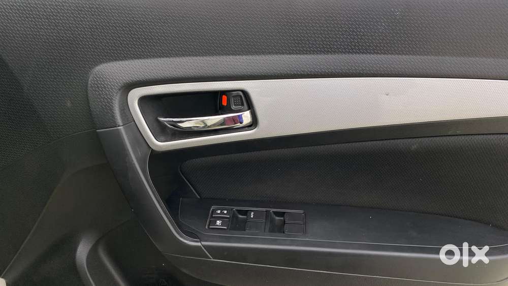 Maruti Suzuki Vitara Brezza 1.5 Zxi Plus At, 2021, Petrol