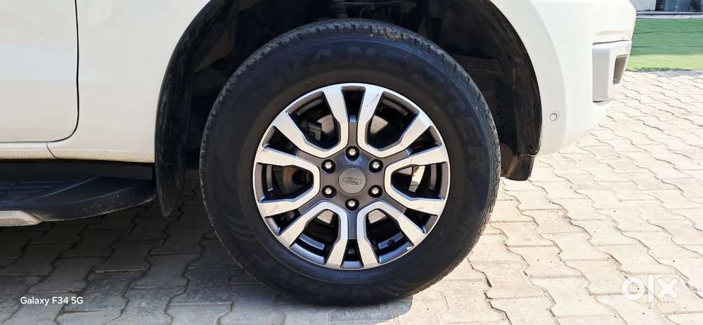 Ford Endeavour Titanium 4x2, 2020, Diesel