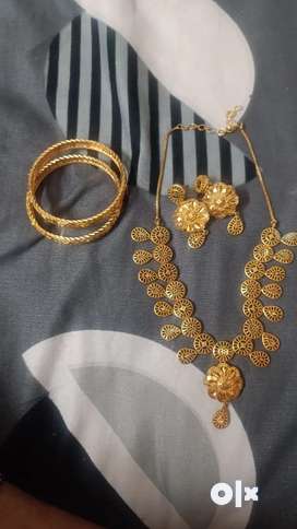 Gold jewelry for sale olx clearance
