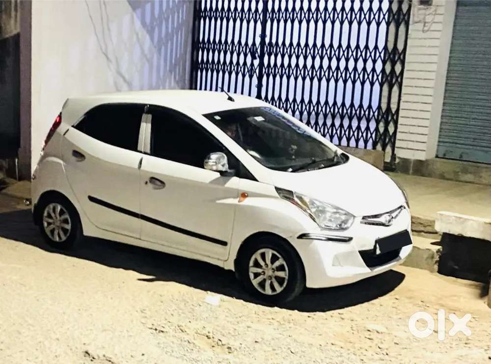 Hyundai Eon 2013 Petrol Well Maintained