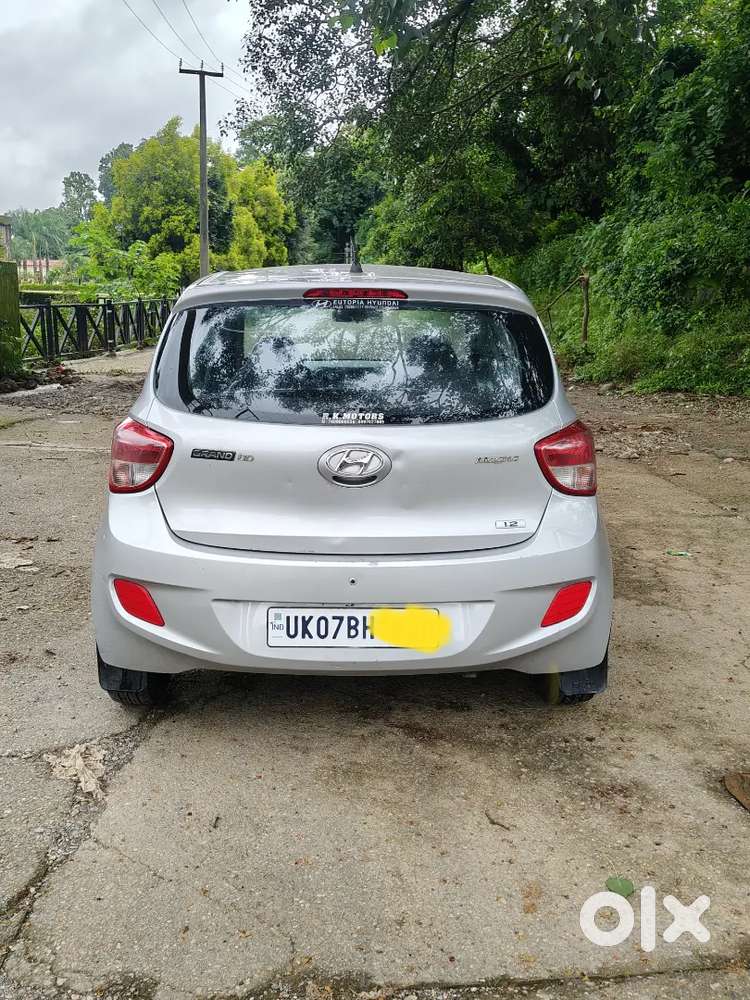 Hyundai Grand I10 2014 Last December Petrol Family Car