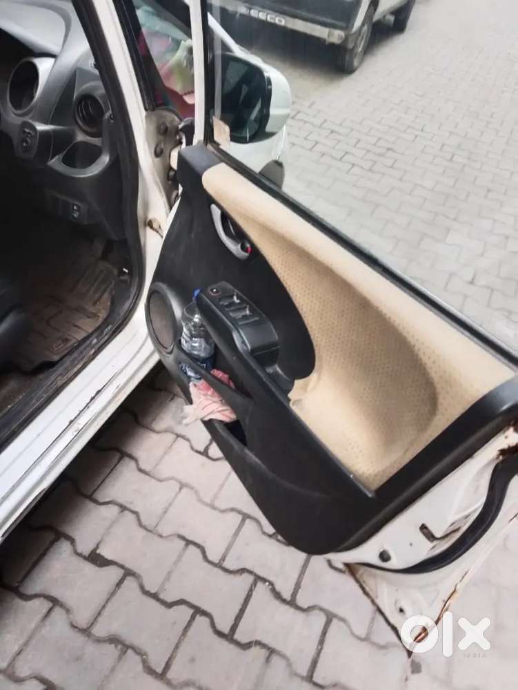 Honda Jazz 2012 Petrol Well Maintained