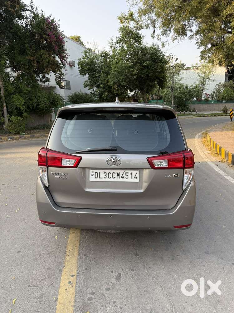 Toyota Innova Crysta