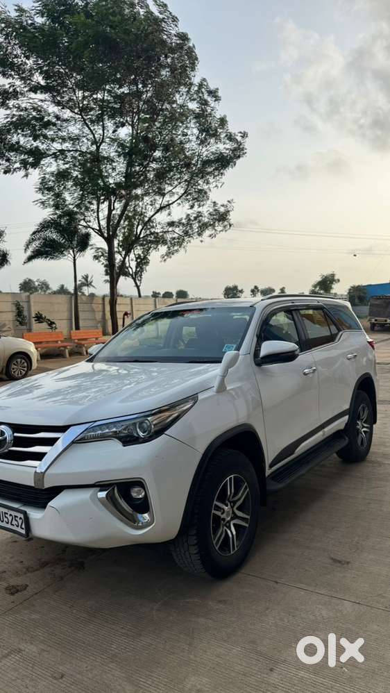Toyota Fortuner 2020 Diesel Well Maintained