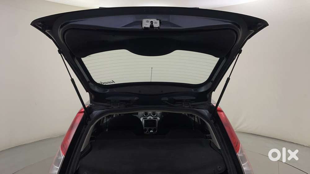 Ford Figo Petrol Zxi, 2013, Petrol