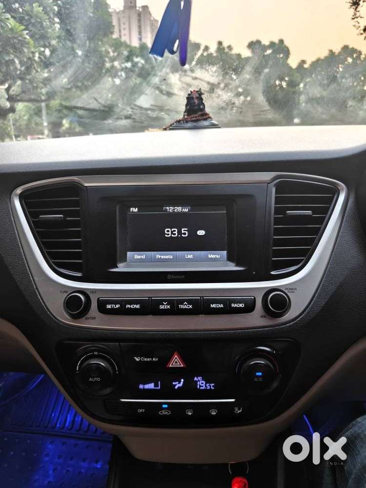 Hyundai Verna Ex 1.6 Vtvt At, 2018, Petrol