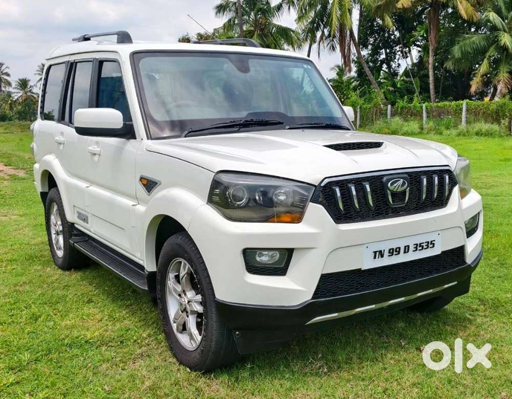 Mahindra Scorpio S10 8 Seater, 2015, Diesel