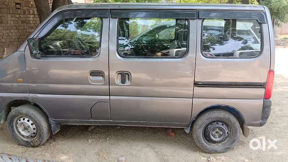 Maruti Suzuki Eeco 2018 Cng & Hybrids 90000 Km Driven