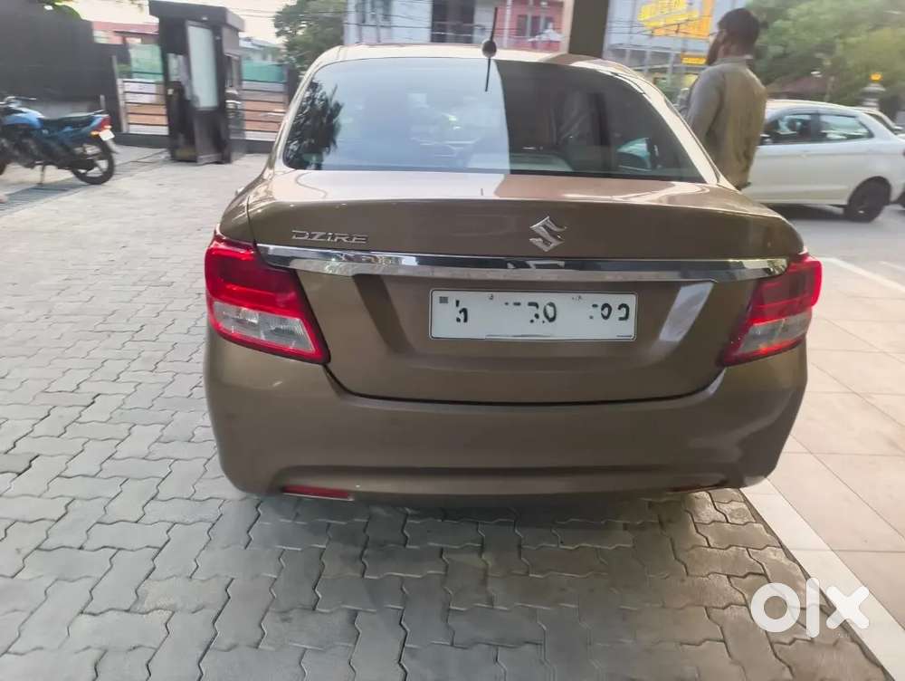 Maruti Suzuki Dzire 2022 Petrol 70000 Km Driven Zxi Top End Model