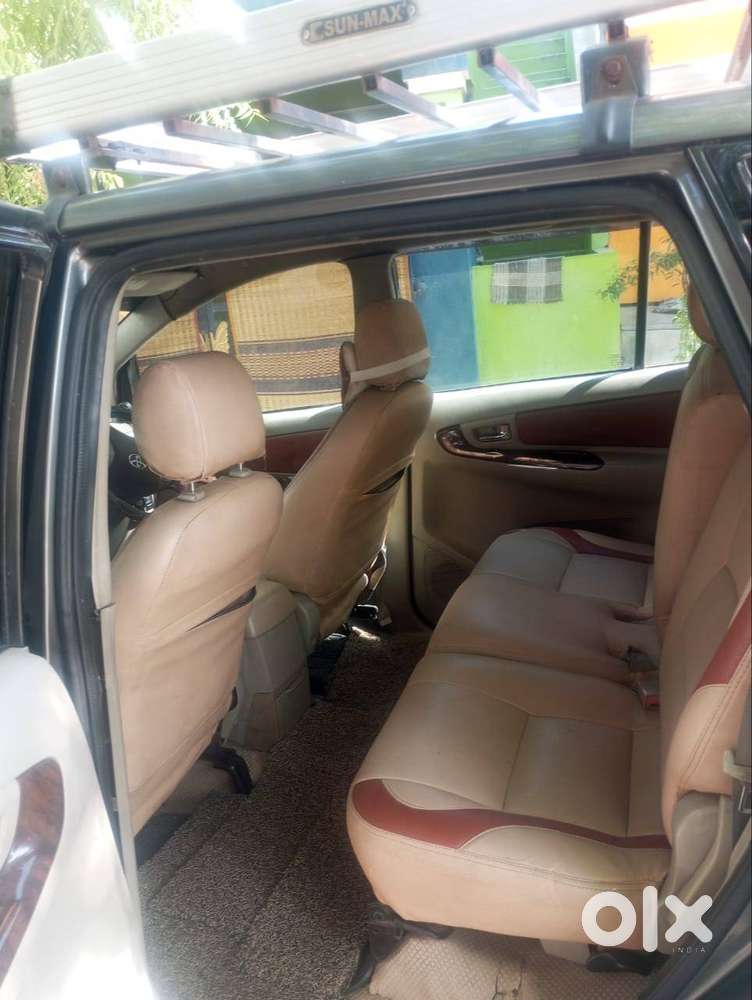 Toyota Innova Diesel 2014