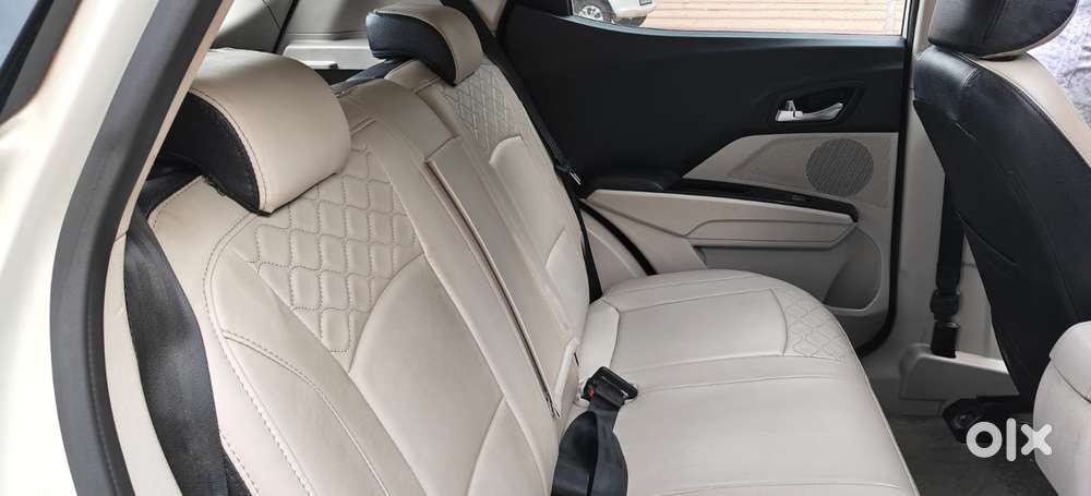 Mahindra Xuv300 W8 Option Diesel, 2022, Diesel